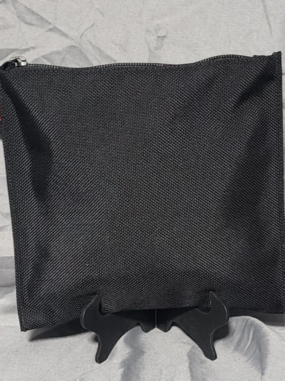 NWOT Tumi Black Nylon Zip Around Travel Pouch Cosmetic Bag Hygiene Bag Storage